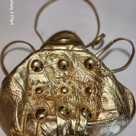 Splendid Metallic Gold Crossbody Bag EUC - Picture 1 of 15